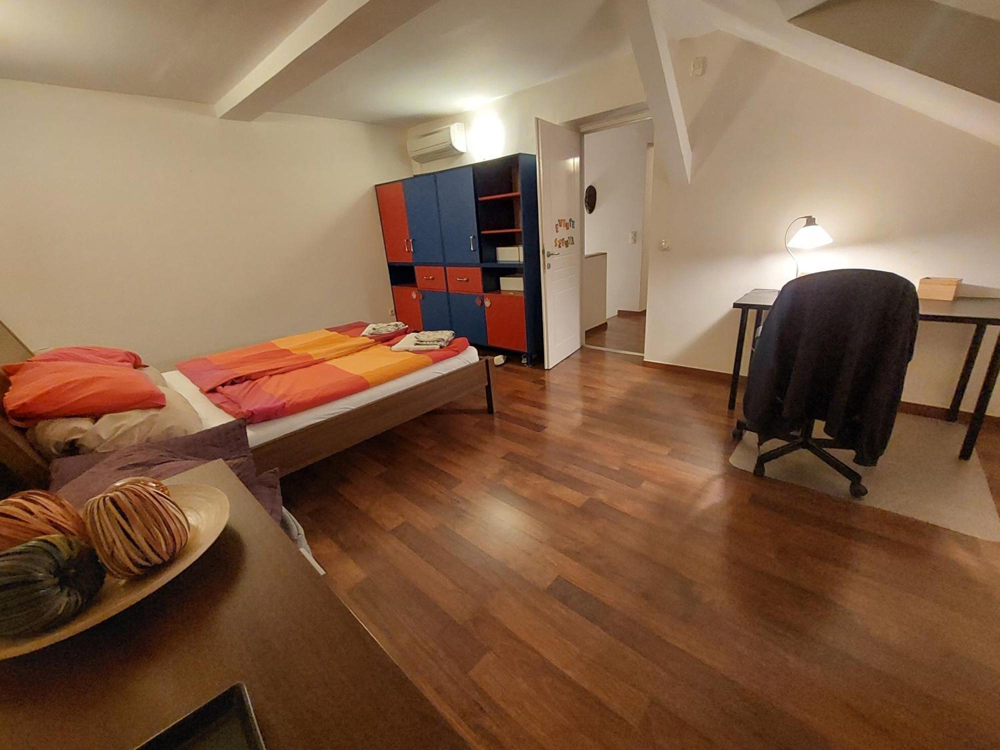 Queen Zita Apt 130 M2 Near Chain Bridge Будапеща Екстериор снимка